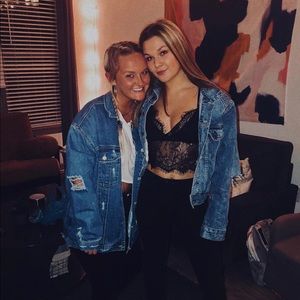 Meet your Posher, Eva